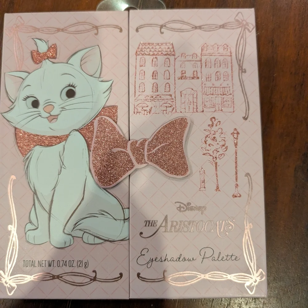 New ARISTOCATS Marie MAKEUP BUNDLE !!